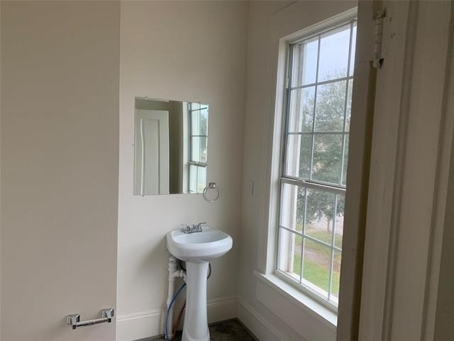 617 W Gandy Street W - Photo 11