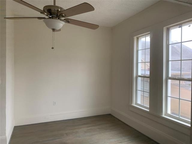617 W Gandy Street W - Photo 1