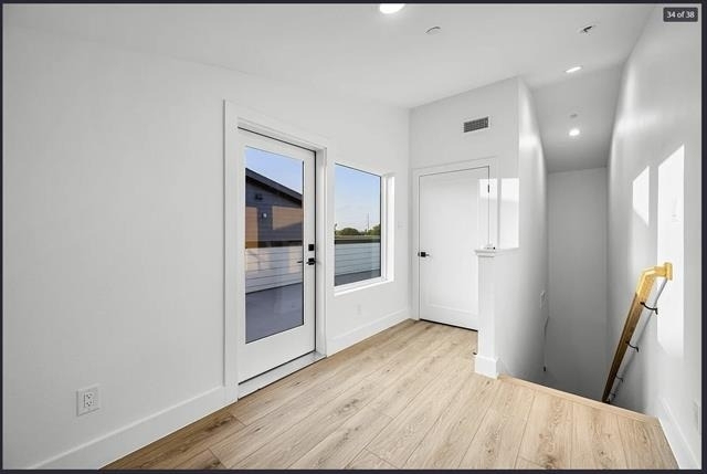 2203 Hondo Avenue - Photo 14