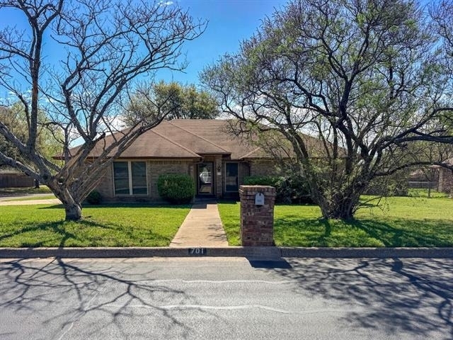 701 Daniels Drive - Photo 0