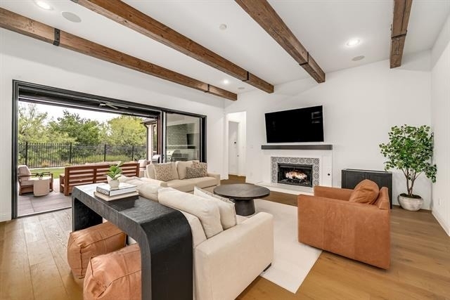 8288 Western - Photo 3