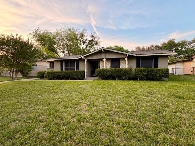 710 Silverstone Drive - Photo 1