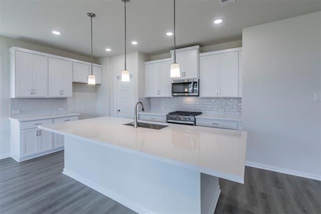 3300 Riverlawn Drive - Photo 5