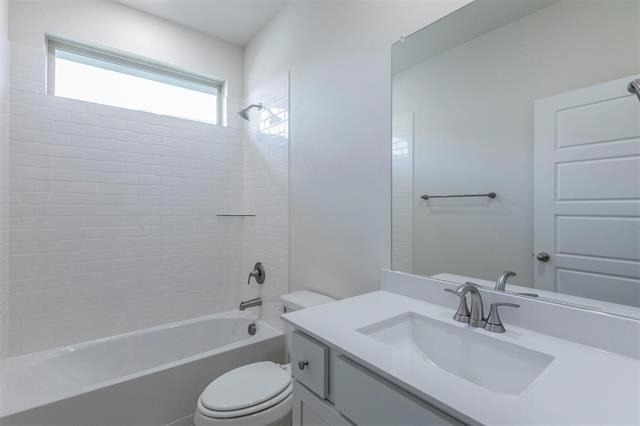 3300 Riverlawn Drive - Photo 15