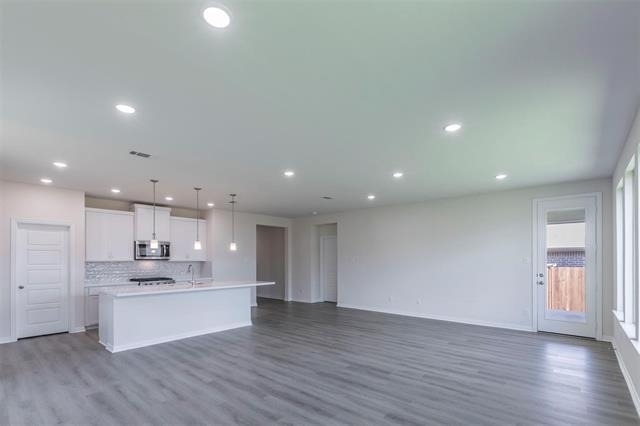 3300 Riverlawn Drive - Photo 4