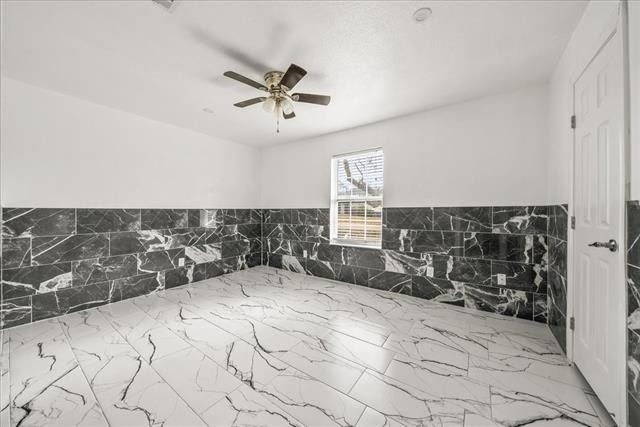 5507 Alexander Street - Photo 5
