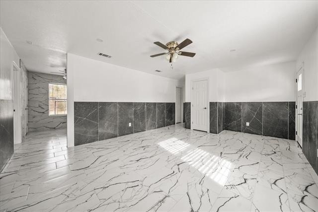 5507 Alexander Street - Photo 2