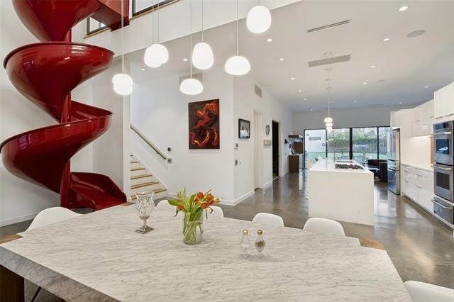 5343 Bonita Avenue - Photo 1
