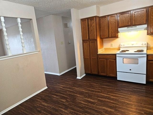 6321 Richland Plaza Drive - Photo 2