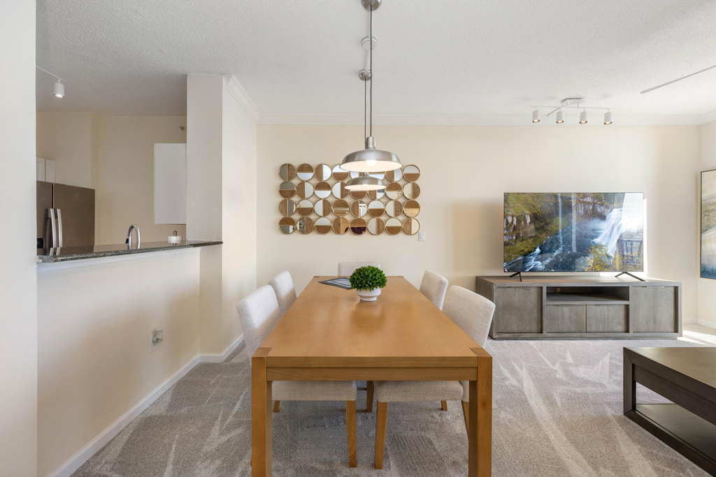 651 Okeechobee Boulevard - Photo 6