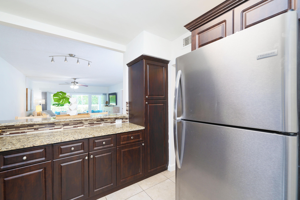 501 N Ocean Boulevard - Photo 6