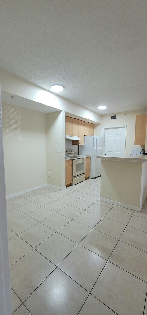 5032 Lantana Road - Photo 4