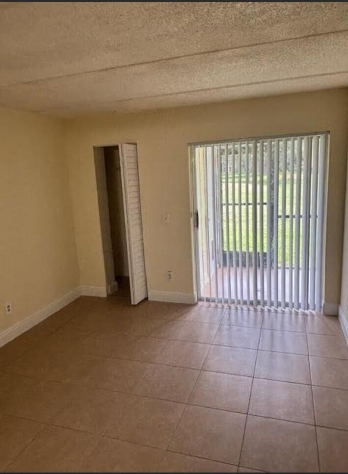 1205 Meadows Circle - Photo 10