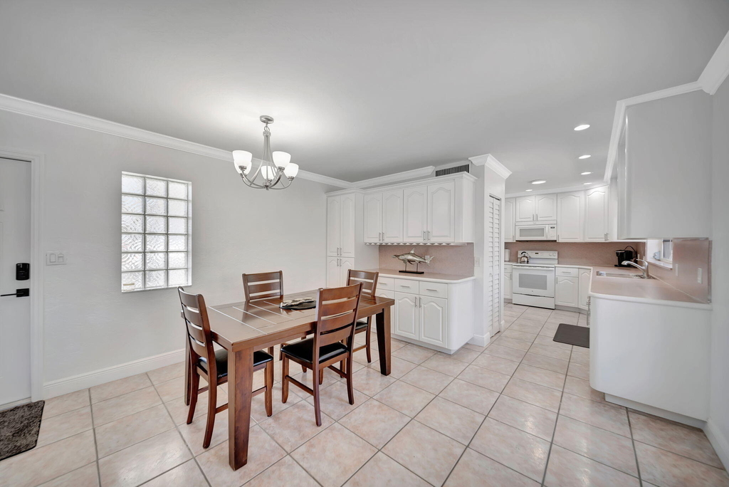 2724 Ne 14th Street - Photo 5
