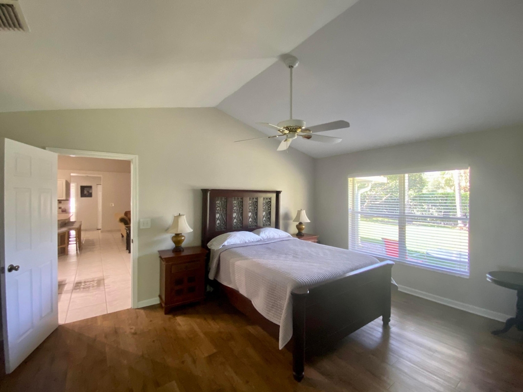1094 Raintree Lane - Photo 19