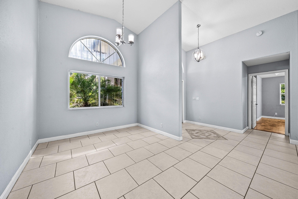 16105 Temple Boulevard - Photo 36