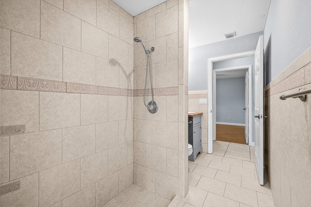 16105 Temple Boulevard - Photo 59