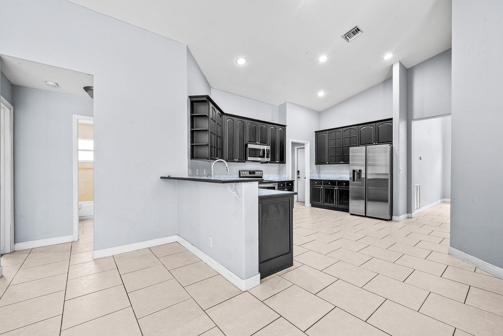 16105 Temple Boulevard - Photo 38