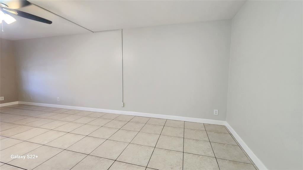 555 Se 8th Street - Photo 20