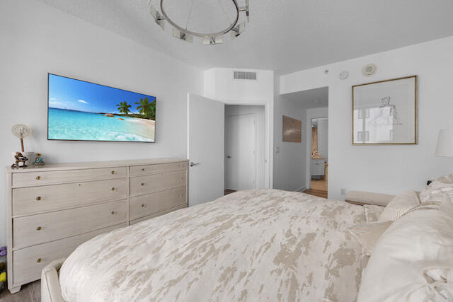 111 Se 8th Avenue - Photo 4