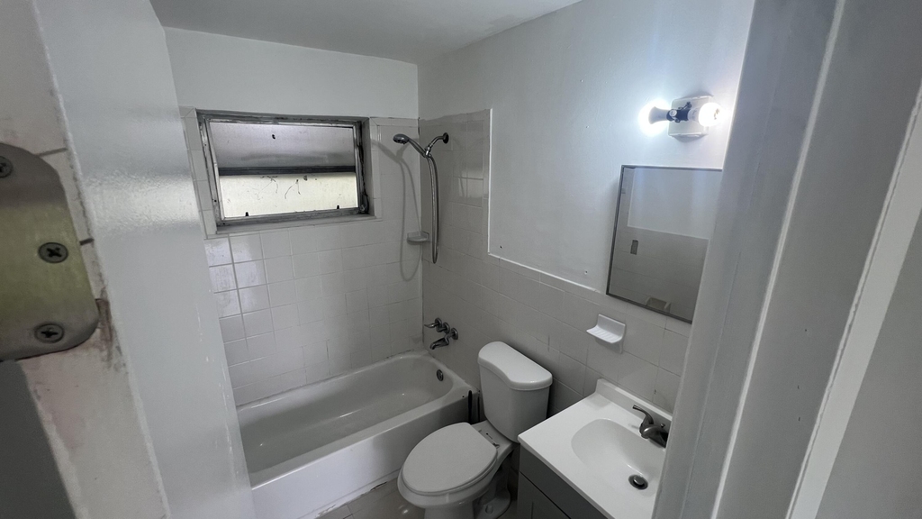 1691 Sw 44th Terrace - Photo 12