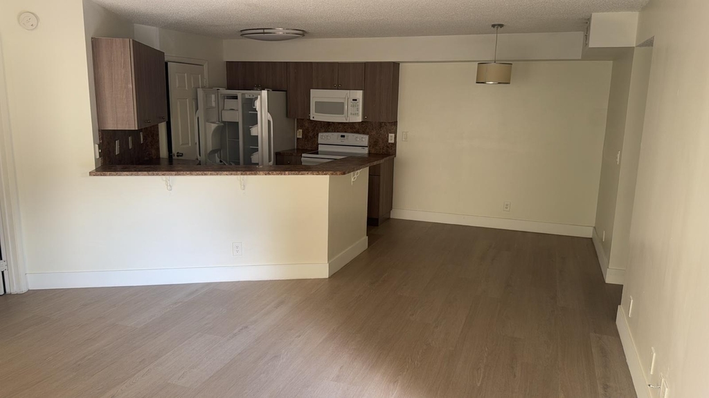 9999 Summerbreeze Drive - Photo 4