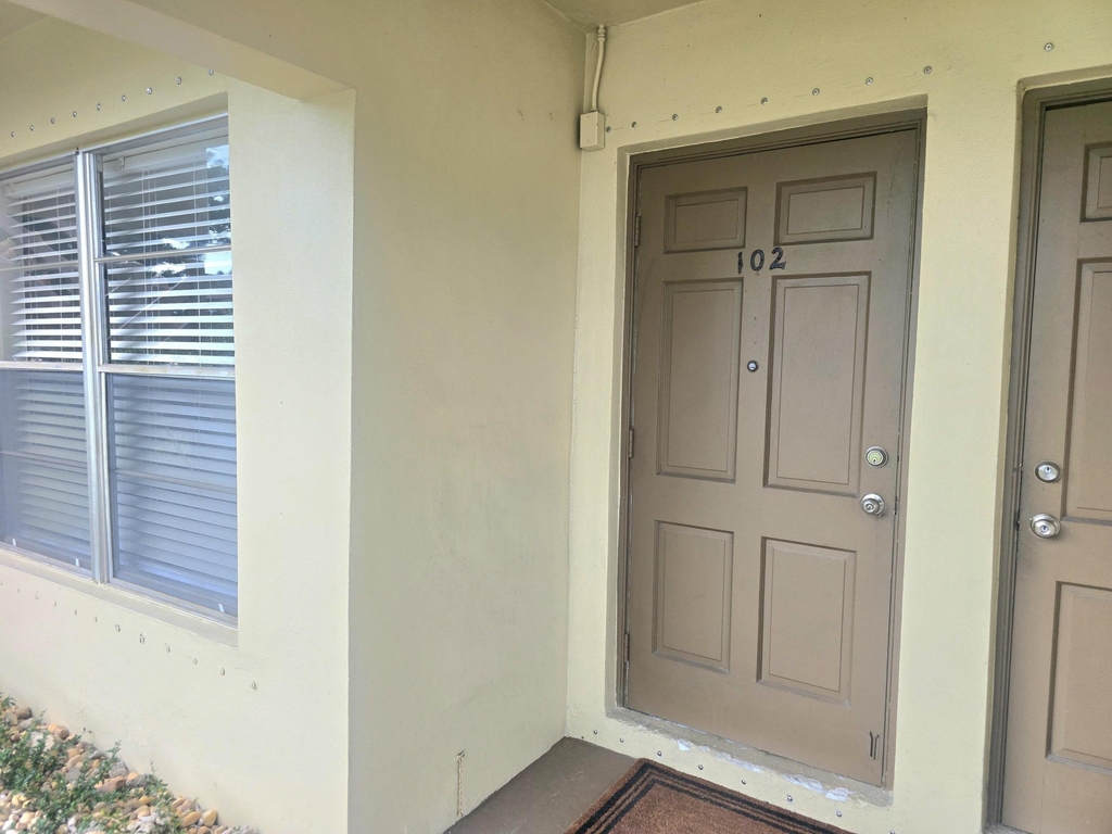 3030 Nw 43rd Terrace - Photo 1