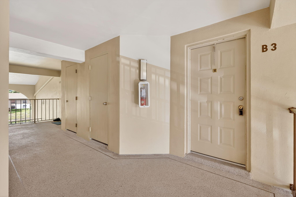 624 Sea Pine Way - Photo 2