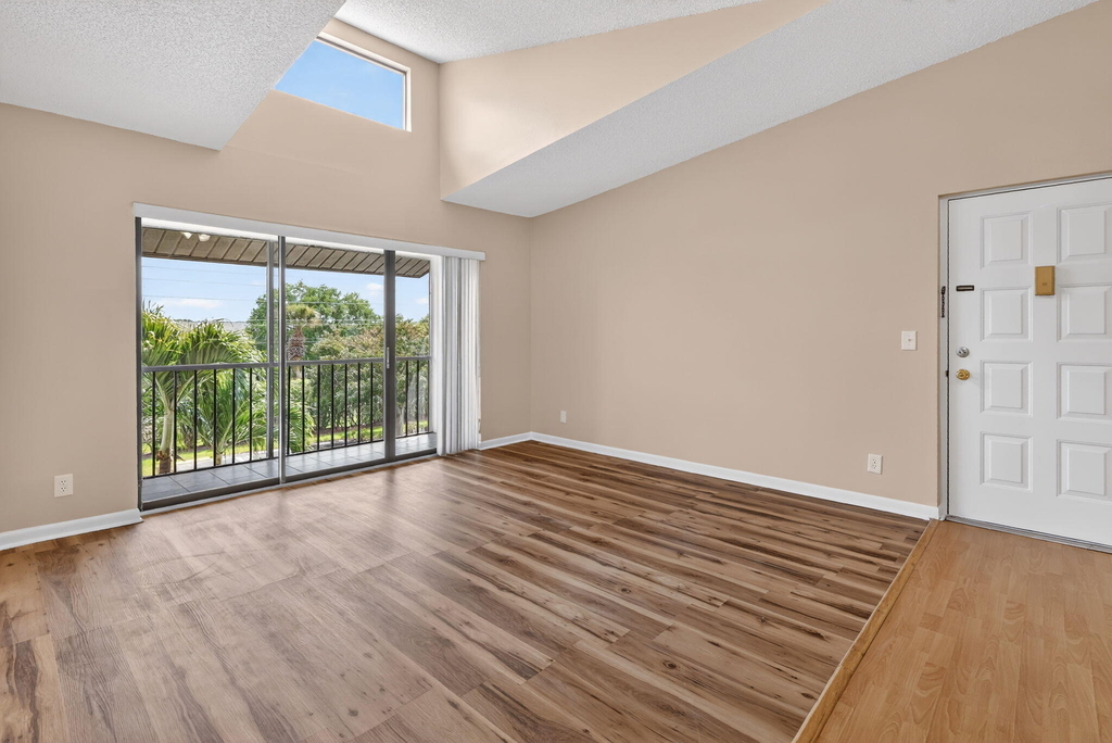 624 Sea Pine Way - Photo 11