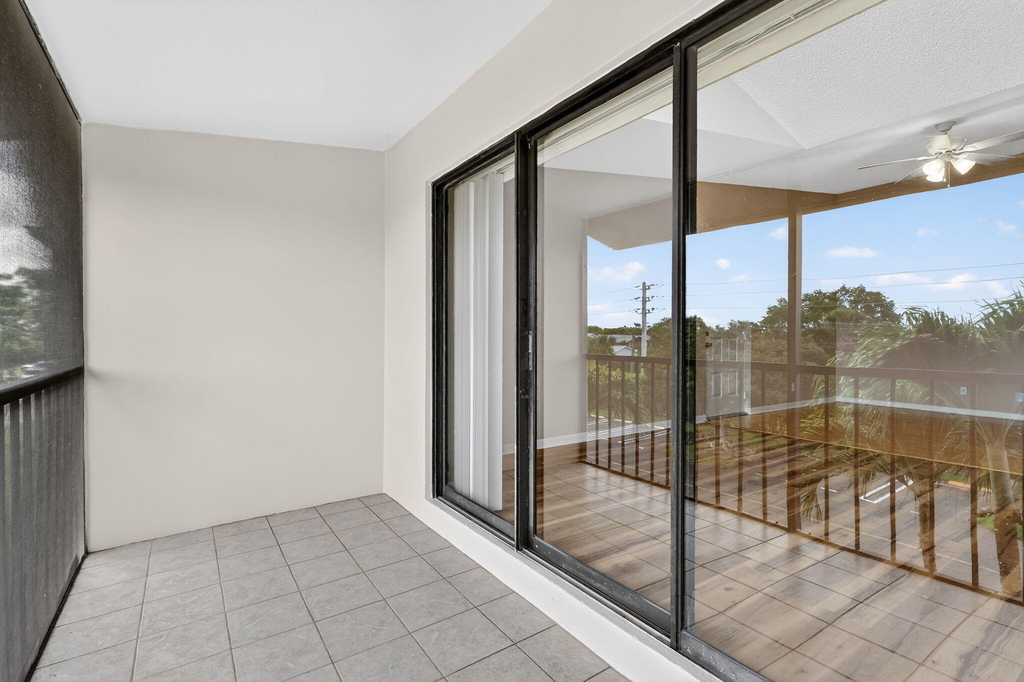 624 Sea Pine Way - Photo 30