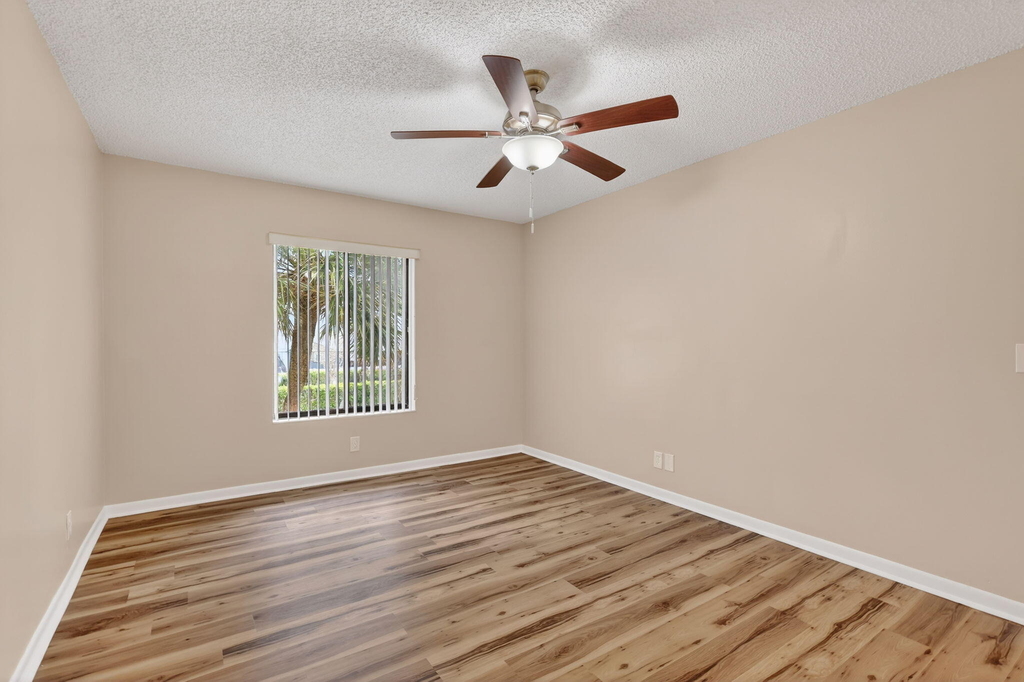 624 Sea Pine Way - Photo 22