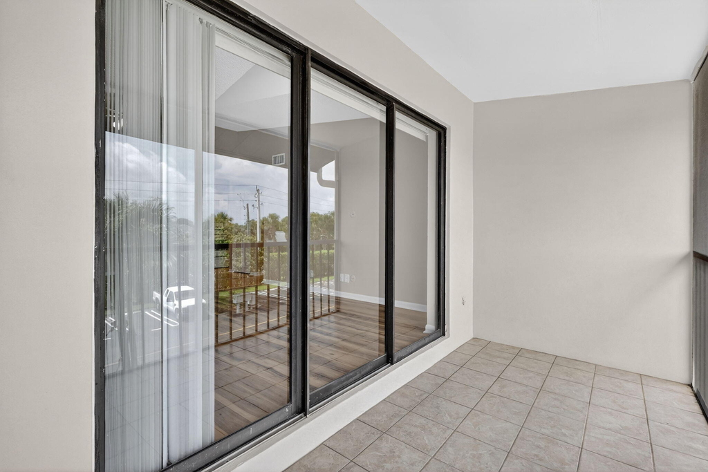 624 Sea Pine Way - Photo 29