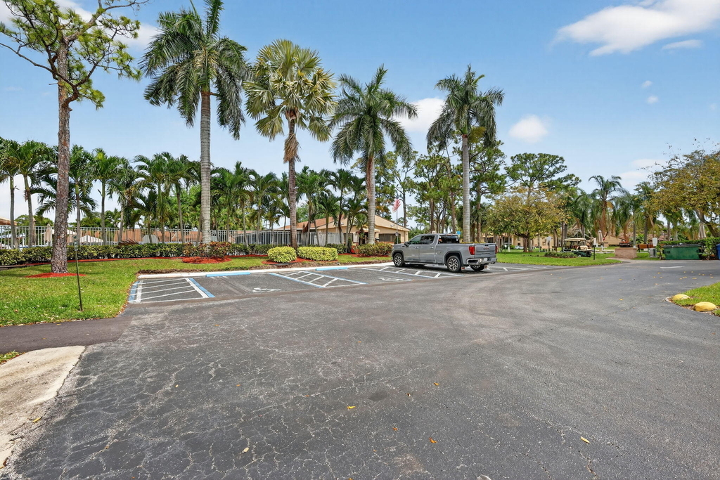 624 Sea Pine Way - Photo 35