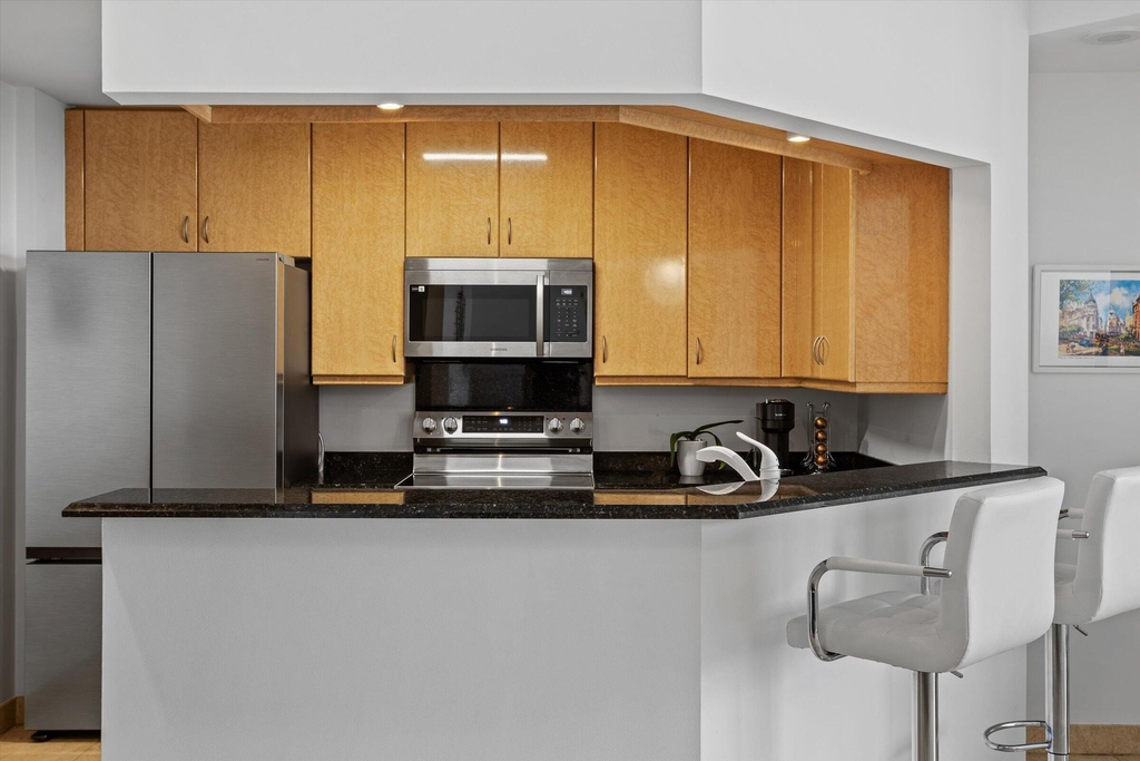 801 Brickell Key Boulevard - Photo 11