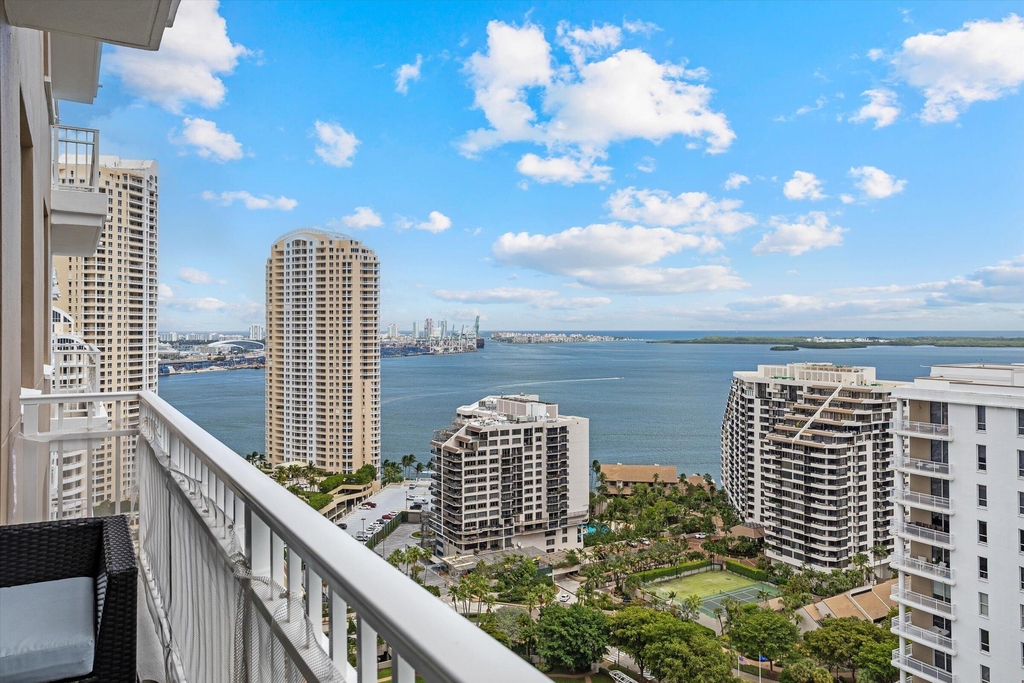 801 Brickell Key Boulevard - Photo 41