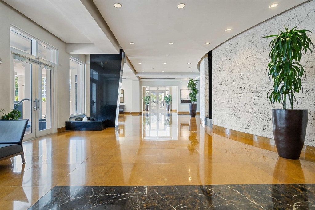 801 Brickell Key Boulevard - Photo 26