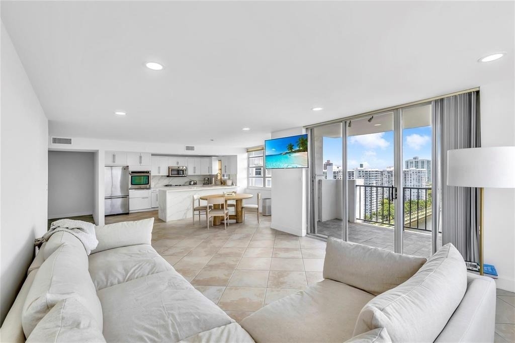2750 Ne 183rd Street - Photo 13