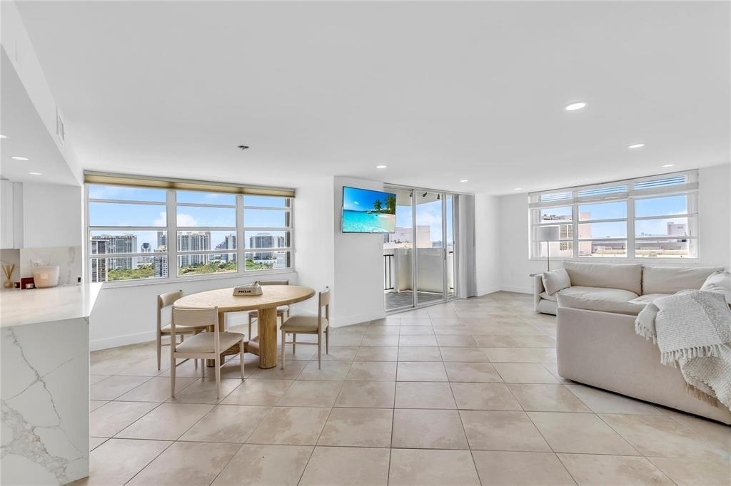 2750 Ne 183rd Street - Photo 15