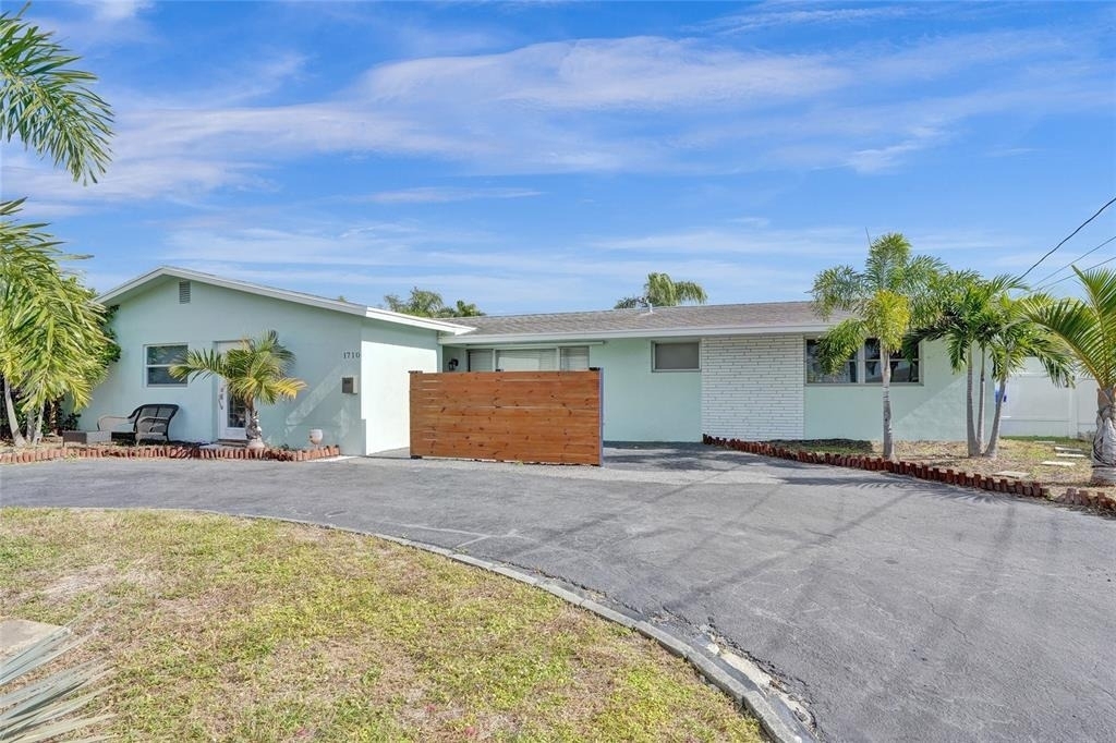 1710 Sw 6th Avenue - Photo 1