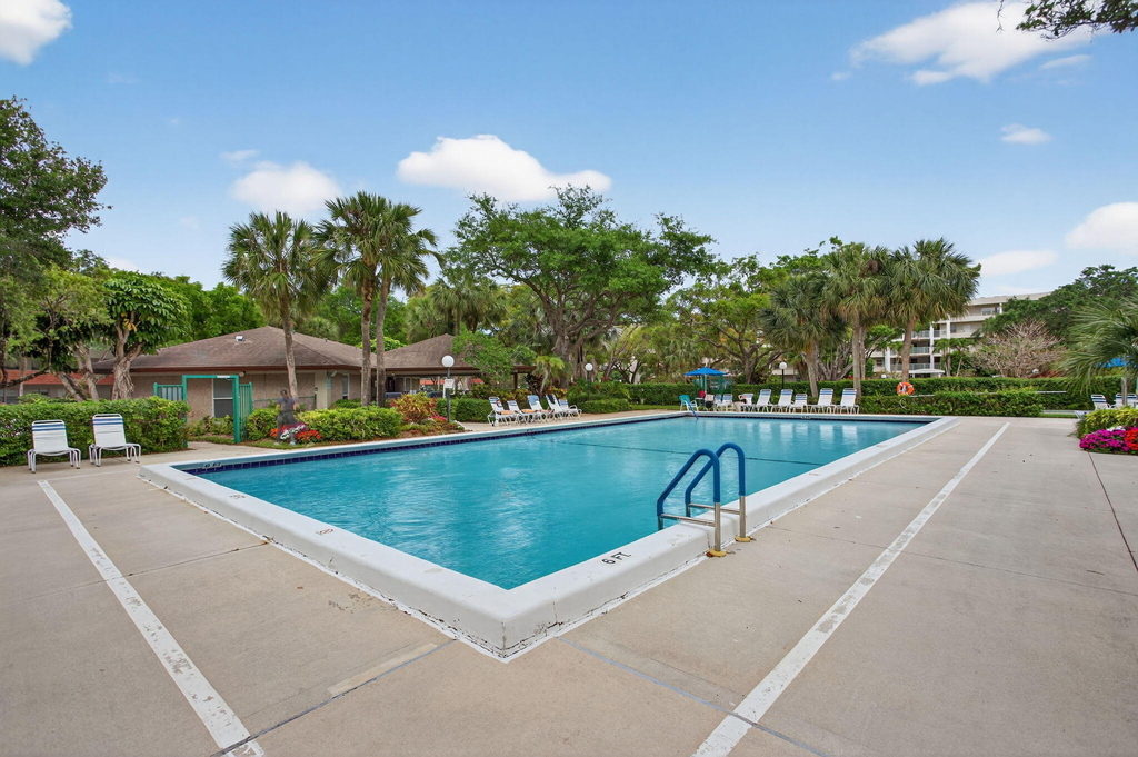 800 Cypress Boulevard - Photo 24