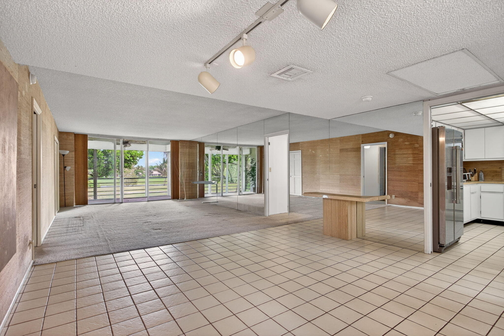 800 Cypress Boulevard - Photo 23