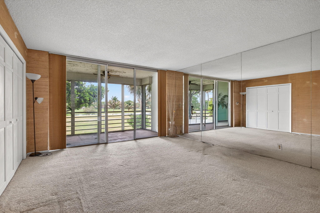 800 Cypress Boulevard - Photo 22