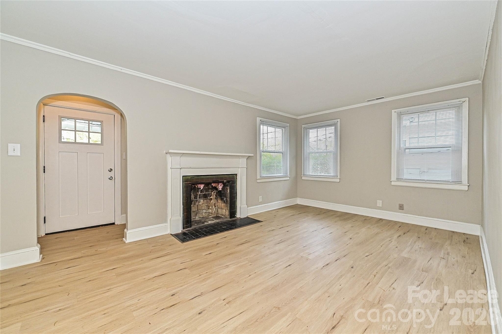 3108 Rush Avenue - Photo 2