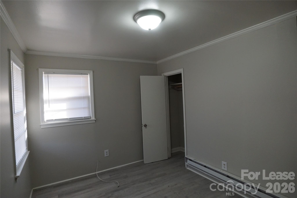 435 Arlington Circle Nw - Photo 3