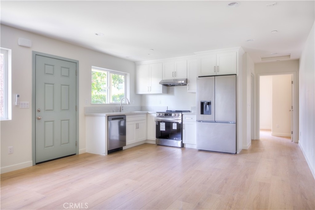 1806 8th St - Photo 0