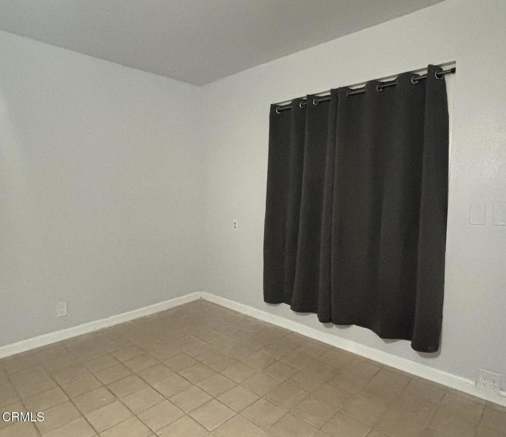 12 S Wendy Drive - Photo 3