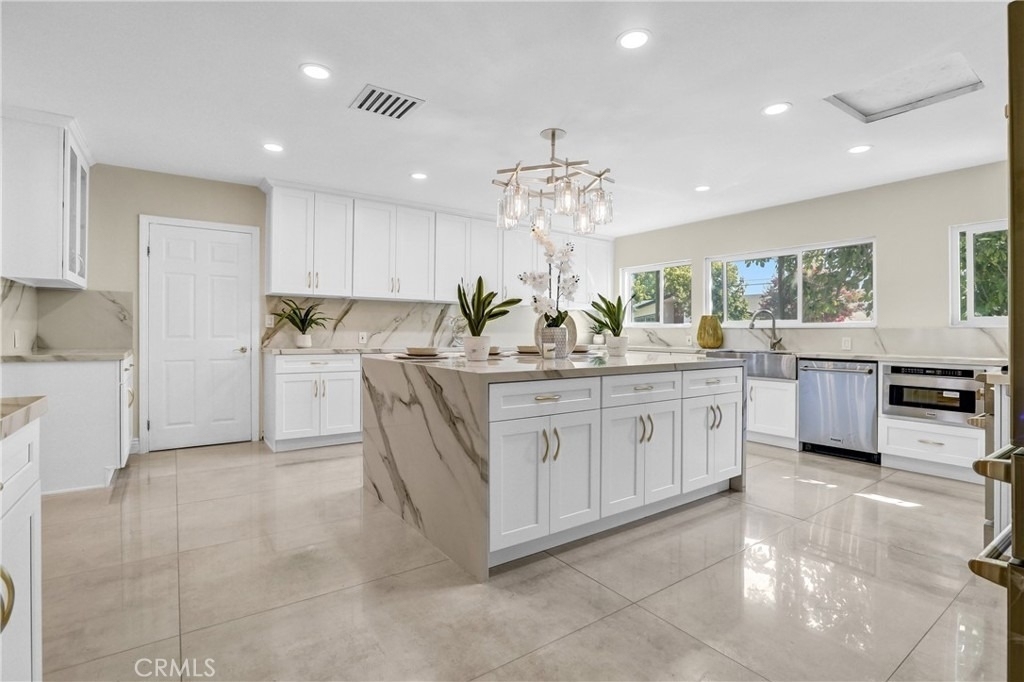 5115 Boda Place - Photo 7