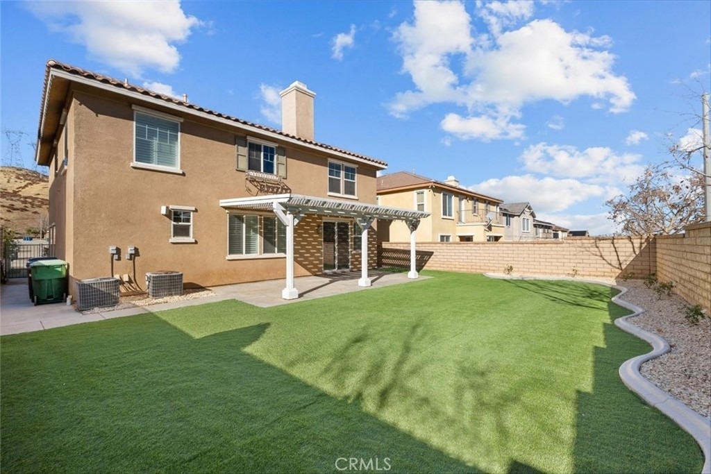 37200 Pergola - Photo 37