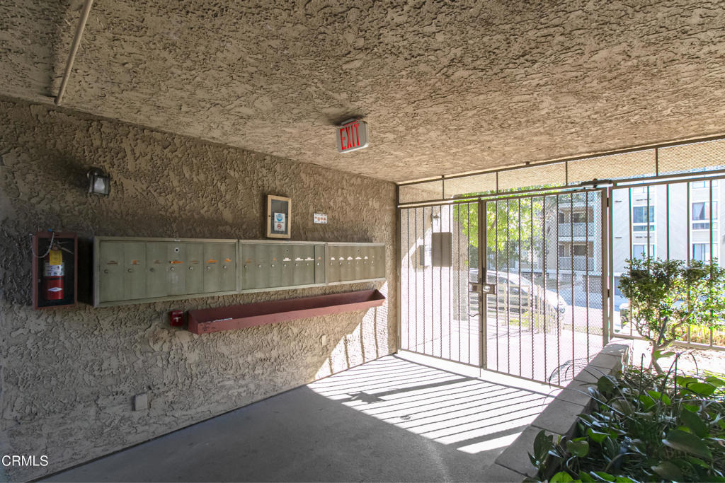 1169 Rosedale Avenue - Photo 14
