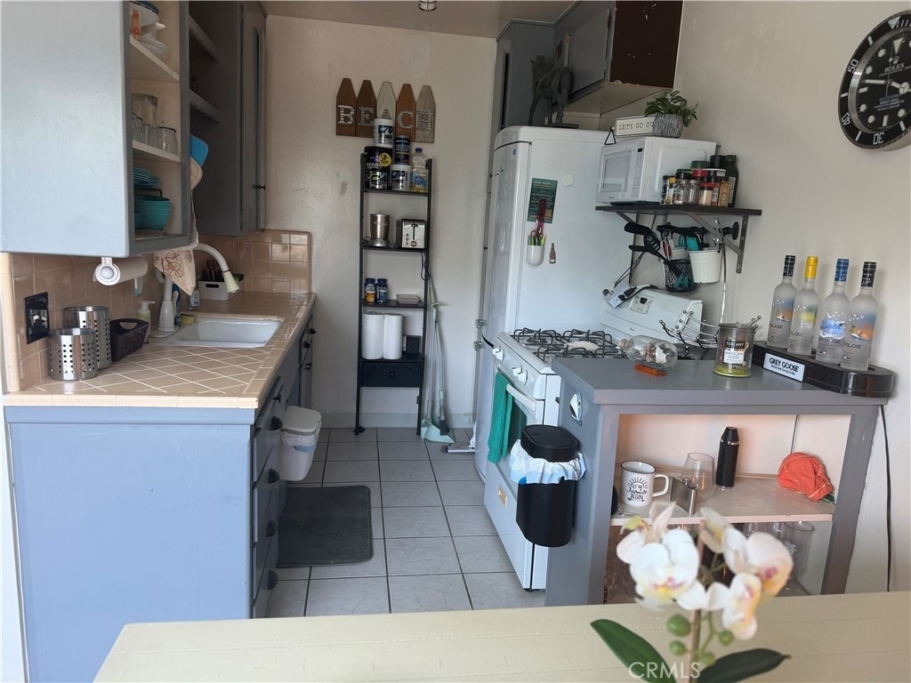 1101 Ocean Blvd - Photo 3